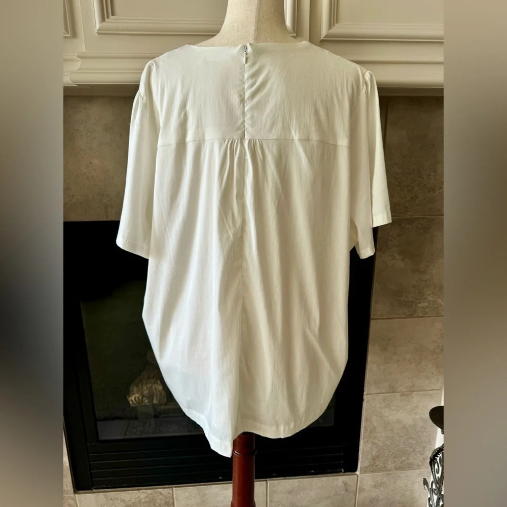 AVARA Women's White Short Sleeve Sleeve V-Neck Summer Blouse XXXLarge - Picture 2 of 11